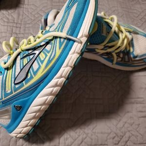 Brooks Transcend Ultimate Ride